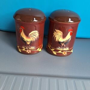 Farmhouse Rooster Brown Floral Salt And Pepper Shakers